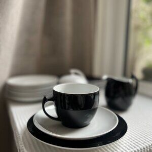 Rare Vintage Mid Century Modern Black & White Seltmann Weiden 20-Piece Tea Set